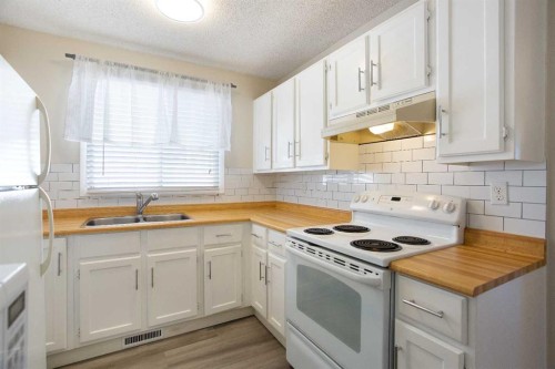 1144 Berkley Drive Nw, Calgary, AB 