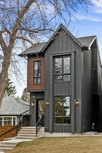 229 27 Avenue Nw, Calgary, AB - Outdoor