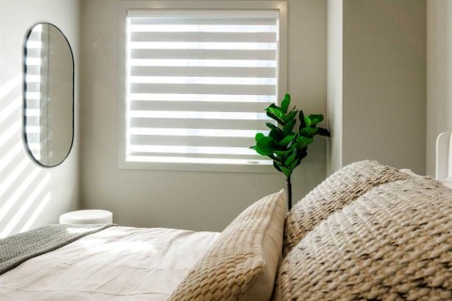 229 27 Avenue Nw, Calgary, AB - Indoor Photo Showing Bedroom