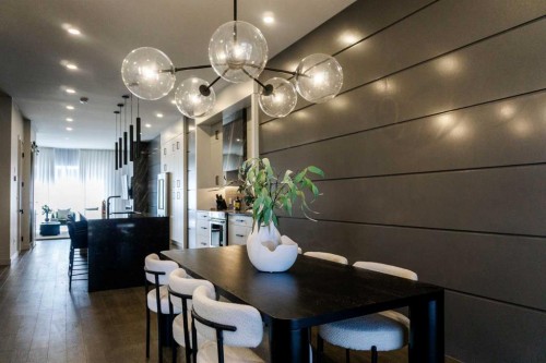 229 27 Avenue Nw, Calgary, AB - Indoor Photo Showing Dining Room