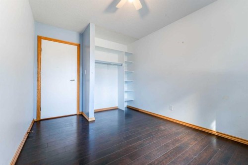 5306 57 Avenue, Olds, AB - Indoor Photo Showing Other Room