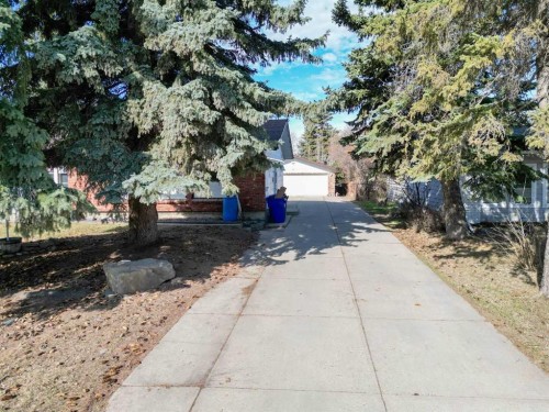 5306 57 Avenue, Olds, AB - Outdoor