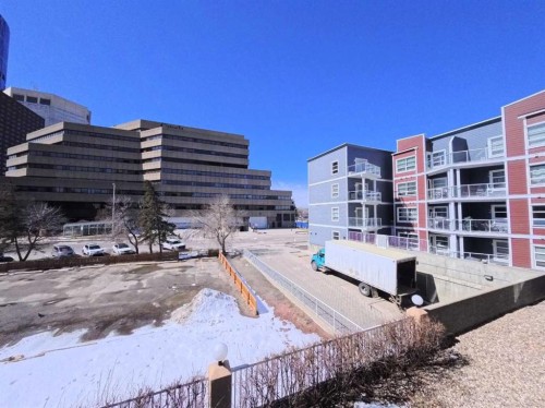 209-333 Riverfront Avenue Se, Calgary, AB - Outdoor