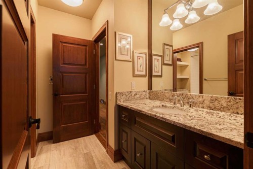 9 Mountaineer Close, Lac Des Arcs, AB 
