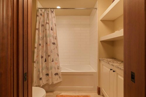 9 Mountaineer Close, Lac Des Arcs, AB 