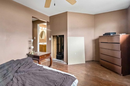 59 Cranberry Place Se, Calgary, AB - Indoor Photo Showing Bedroom