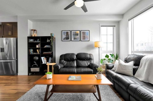 898 Sherwood Boulevard Nw, Calgary, AB - Indoor Photo Showing Living Room