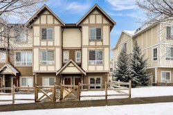 898 Sherwood Boulevard NW Calgary, AB T3R 0V3