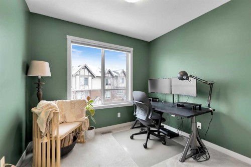 898 Sherwood Boulevard Nw, Calgary, AB - Indoor Photo Showing Other Room