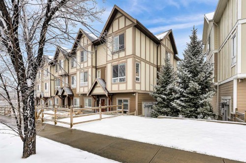 898 Sherwood Boulevard Nw, Calgary, AB - Outdoor