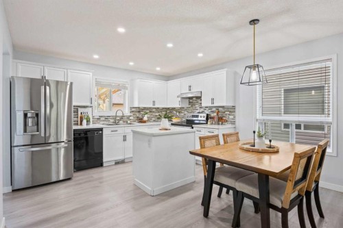 371 Silverado Drive Sw, Calgary, AB - Indoor