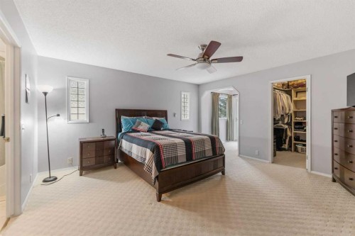 14950 Mt Mckenzie Drive Se, Calgary, AB - Indoor Photo Showing Bedroom