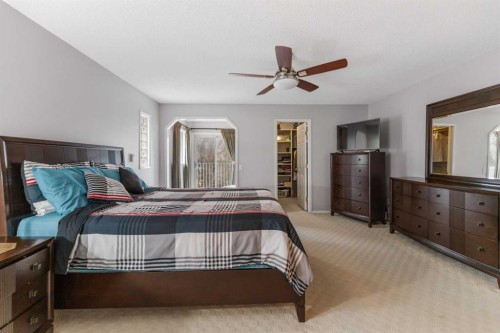14950 Mt Mckenzie Drive Se, Calgary, AB - Indoor Photo Showing Bedroom