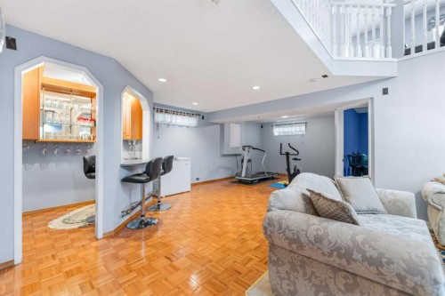 14950 Mt Mckenzie Drive Se, Calgary, AB - Indoor