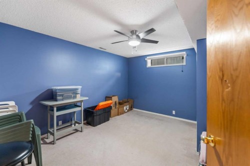 14950 Mt Mckenzie Drive Se, Calgary, AB - Indoor Photo Showing Other Room