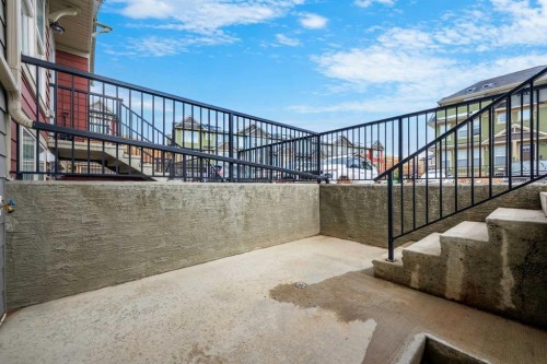 167 Cranbrook Square Se, Calgary, AB - Outdoor