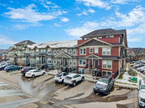 167 Cranbrook Square Se, Calgary, AB - Outdoor