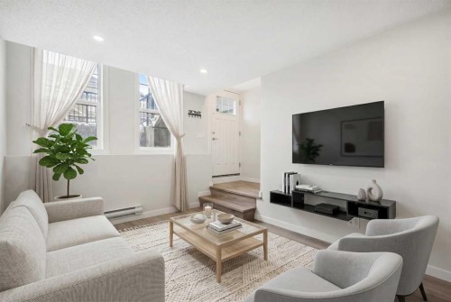 167 Cranbrook Square Se, Calgary, AB - Indoor Photo Showing Living Room