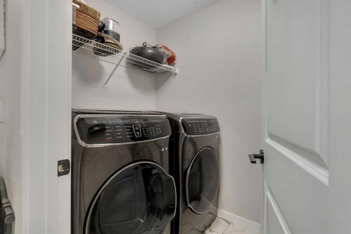 341 Walcrest View Se, Calgary, AB - Indoor Photo Showing Laundry Room