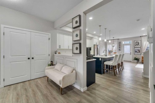 341 Walcrest View Se, Calgary, AB - Indoor