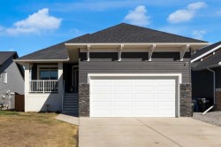211 Regent Road SEDiamond Valley, AB T0L 2A0