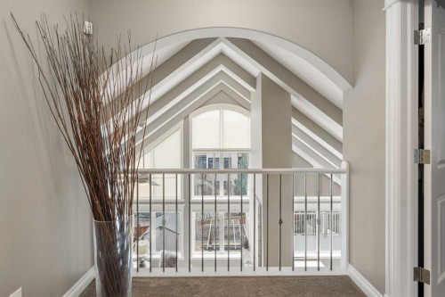 89 Ascot Crescent Sw, Calgary, AB - Indoor Photo Showing Other Room