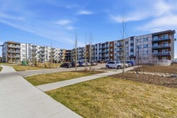 226-360 Harvest Hills Way NECalgary, AB T3K 2S1