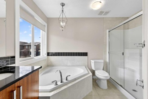 31 Evansridge Close Nw, Calgary, AB - Indoor Photo Showing Other Room