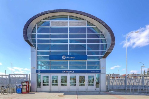 40 Simcoe Place Sw, Calgary, AB - Outdoor