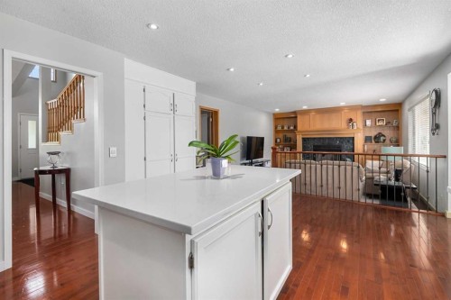 95 Hawkstone Close Nw, Calgary, AB 
