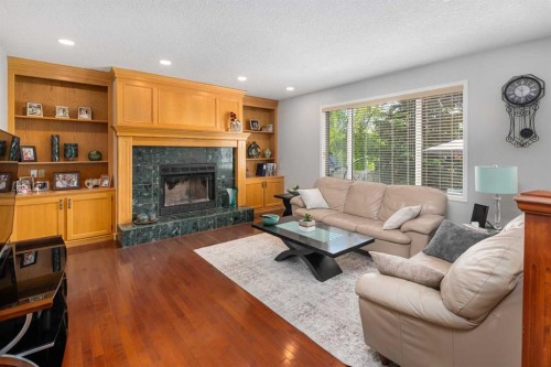 95 Hawkstone Close Nw, Calgary, AB 