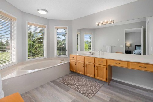 95 Hawkstone Close Nw, Calgary, AB 