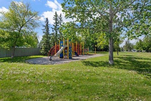 95 Hawkstone Close Nw, Calgary, AB 