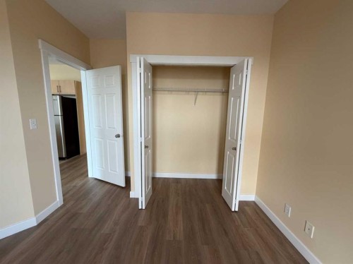 603-325 3 Street Se, Calgary, AB - Indoor Photo Showing Other Room