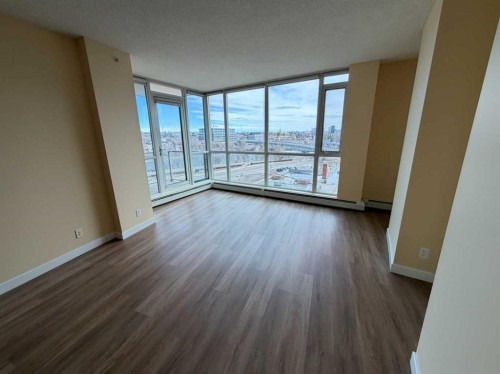 603-325 3 Street Se, Calgary, AB - Indoor Photo Showing Other Room