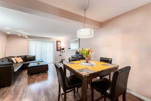 6640 Temple Drive Ne, Calgary, AB - Indoor Photo Showing Dining Room