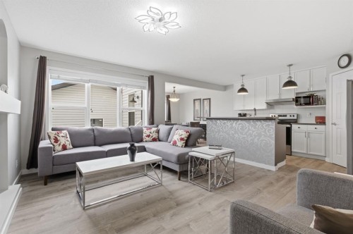 44 Cimarron Grove Way, Okotoks, AB - Indoor Photo Showing Other Room