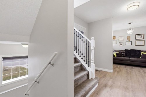 44 Cimarron Grove Way, Okotoks, AB - Indoor Photo Showing Other Room