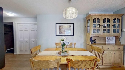 3312-279 Copperpond Common Se, Calgary, AB - Indoor Photo Showing Dining Room
