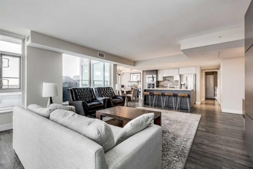 1802-519 Riverfront Avenue Se, Calgary, AB - Indoor Photo Showing Living Room