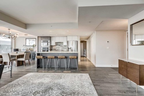 1802-519 Riverfront Avenue Se, Calgary, AB - Indoor