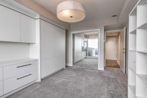 1802-519 Riverfront Avenue Se, Calgary, AB - Indoor Photo Showing Other Room