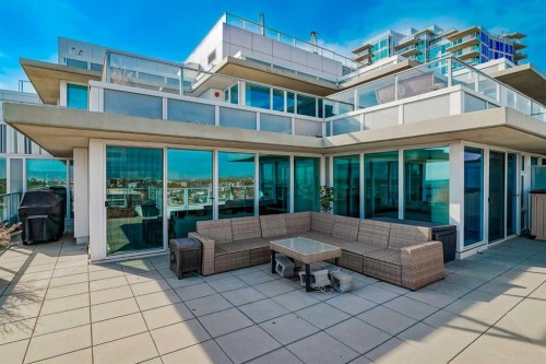 1802-519 Riverfront Avenue Se, Calgary, AB - Outdoor