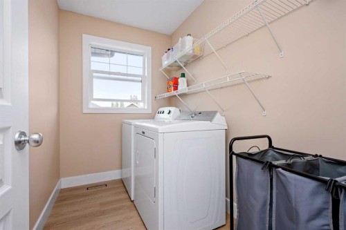 160 Prestwick Manor Se, Calgary, AB - Indoor Photo Showing Laundry Room