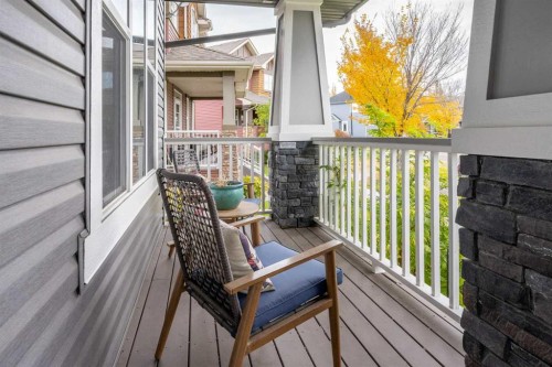 160 Prestwick Manor Se, Calgary, AB - Outdoor With Exterior