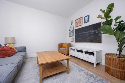 160 Prestwick Manor Se, Calgary, AB - Indoor