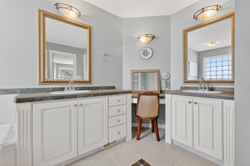 331 Mt Douglas Court Se, Calgary, AB - Indoor Photo Showing Bathroom