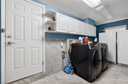 331 Mt Douglas Court Se, Calgary, AB - Indoor Photo Showing Laundry Room