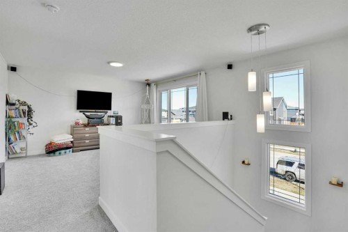 183 Brander Avenue, Langdon, AB - Indoor Photo Showing Other Room