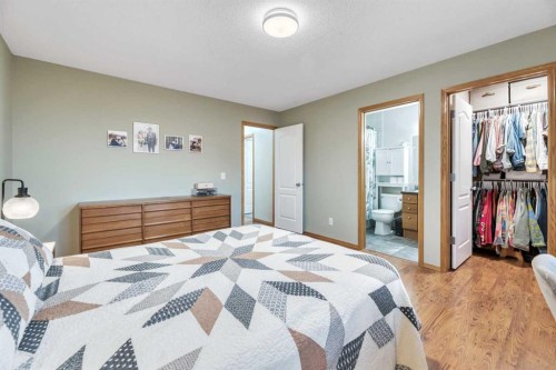545 Hillview Gate, Strathmore, AB - Indoor Photo Showing Bedroom